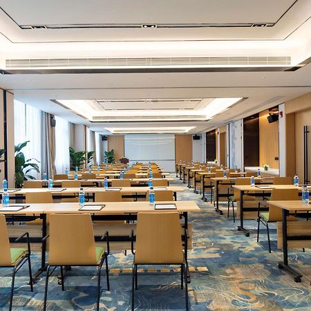 Hilton Garden Inn Shenzhen Nanshan Avenue Exterior photo
