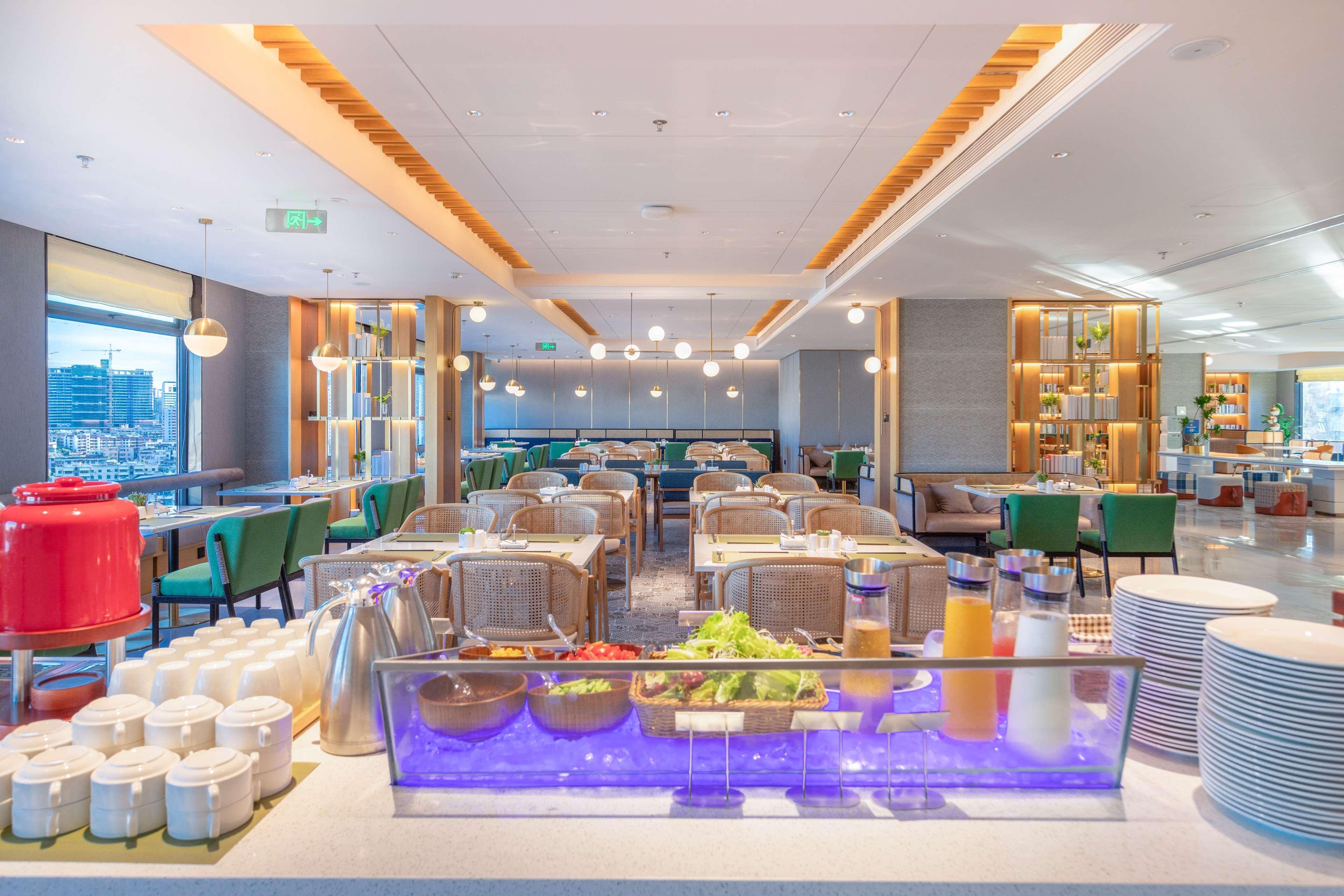 Hilton Garden Inn Shenzhen Nanshan Avenue Exterior photo