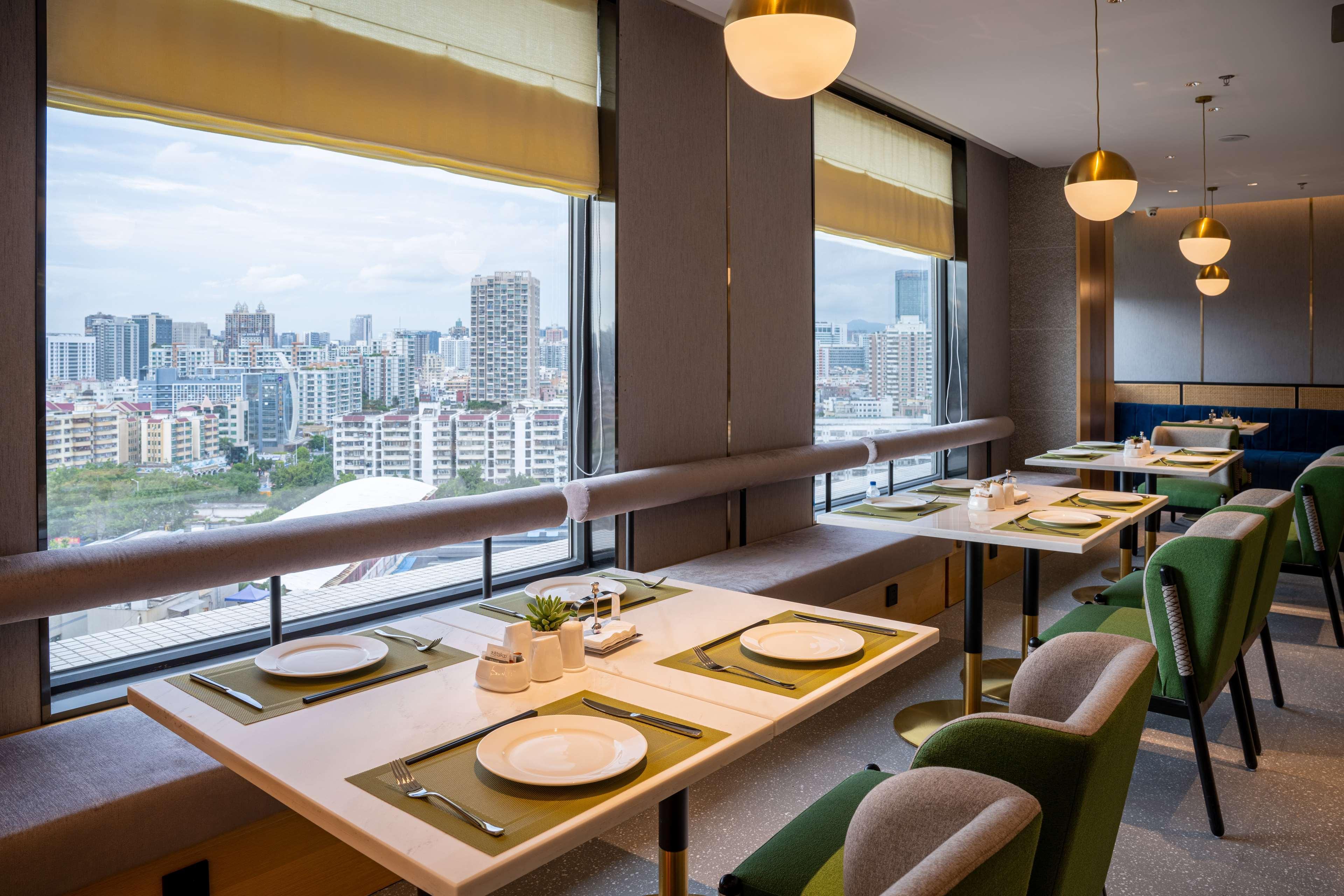 Hilton Garden Inn Shenzhen Nanshan Avenue Exterior photo