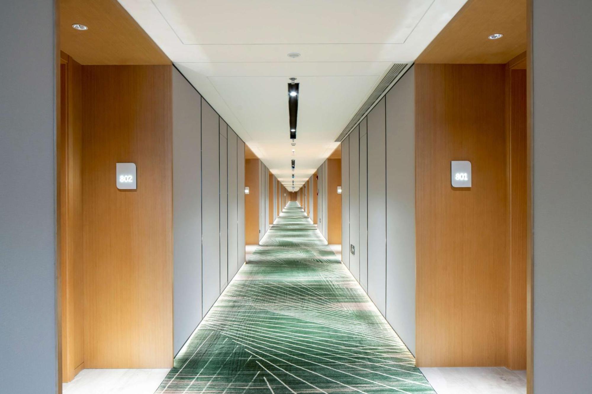 Hilton Garden Inn Shenzhen Nanshan Avenue Exterior photo