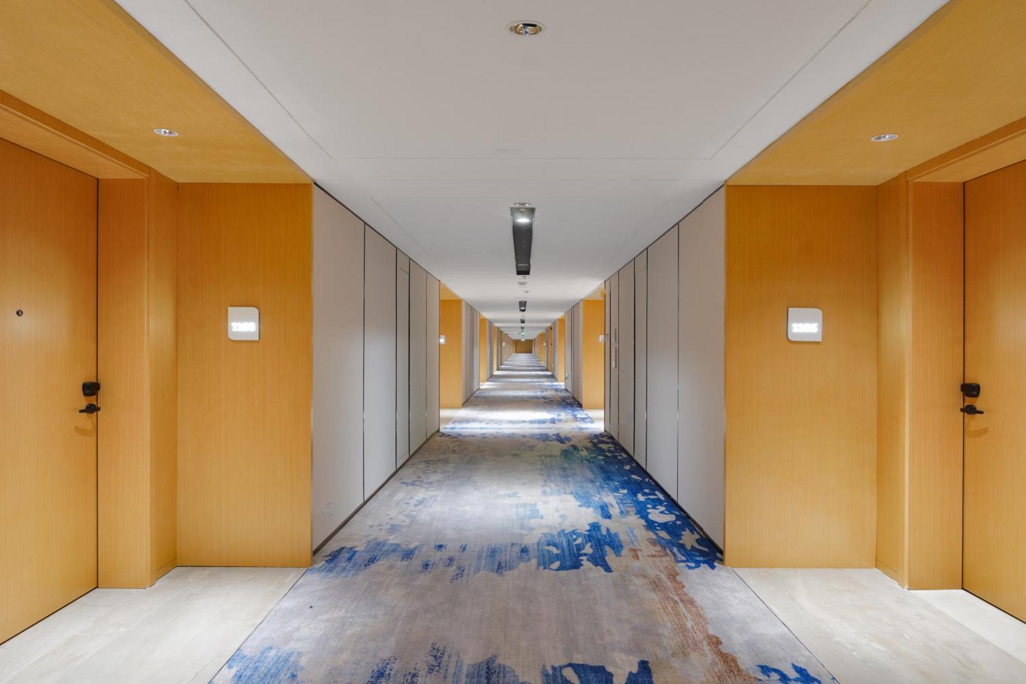 Hilton Garden Inn Shenzhen Nanshan Avenue Exterior photo